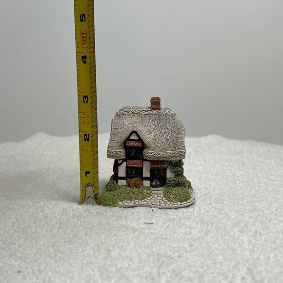 Lilliput Lane Granny Smiths Cottage With Deed from 1992 - Picture 11 of 11